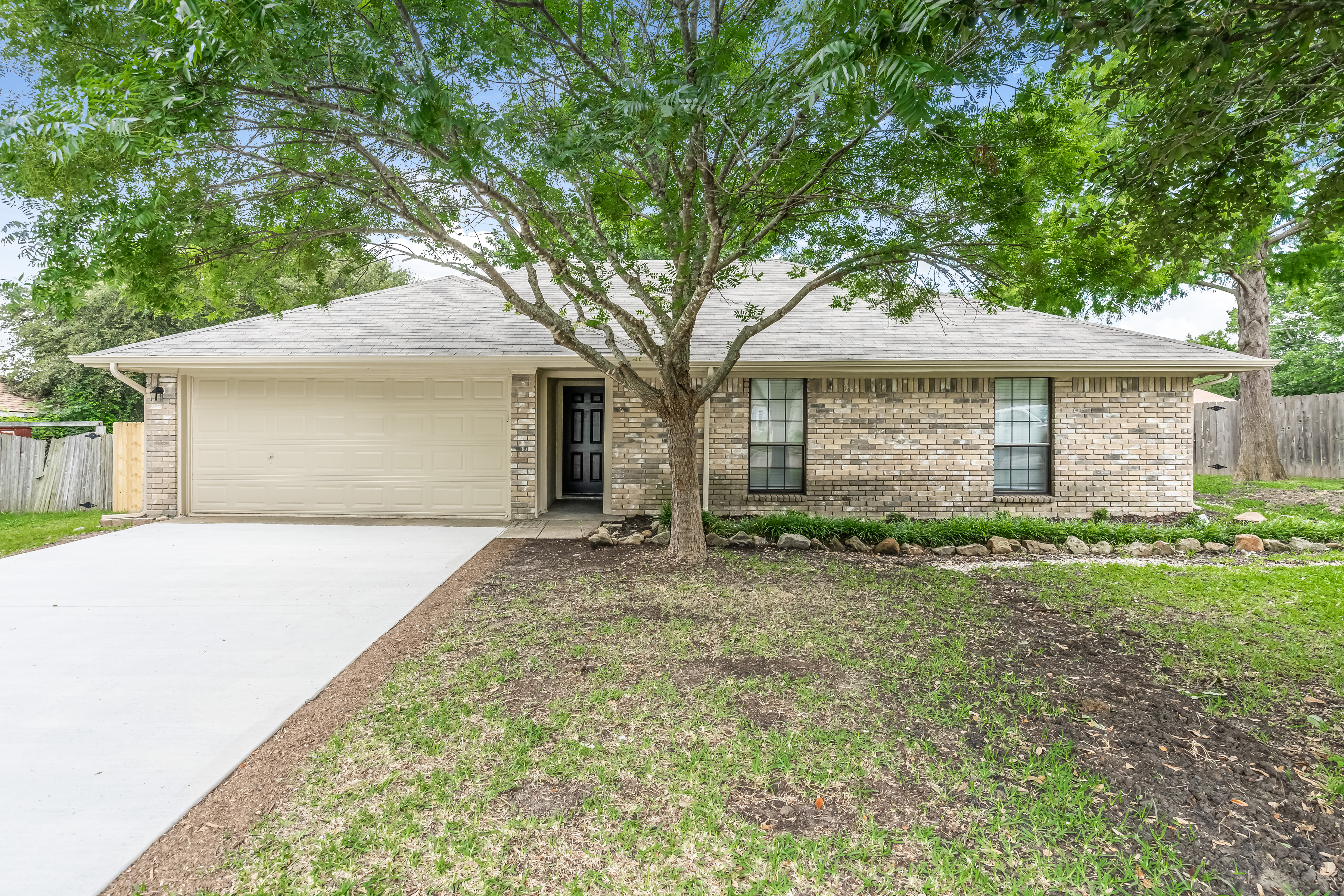 3516 7th St Sachse, TX 75048